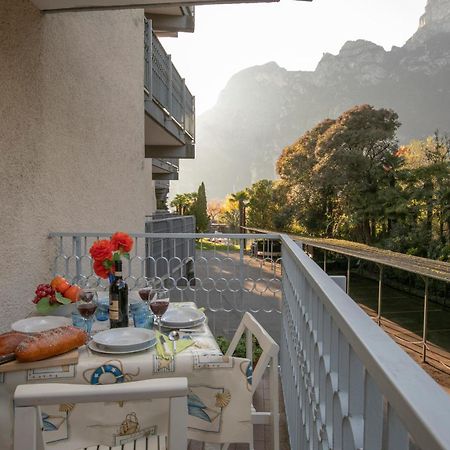 Residenza Lago D'Argento - Happy Rentals Riva del Garda Extérieur photo