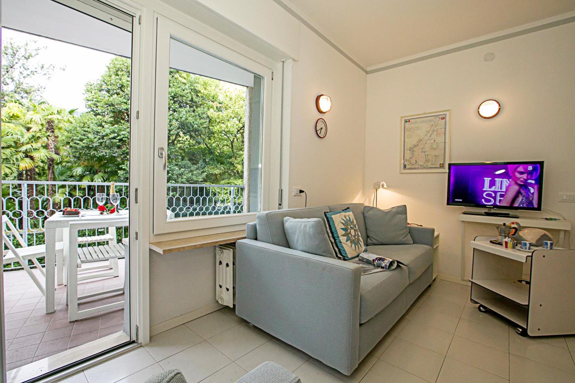 Residenza Lago D'Argento - Happy Rentals Riva del Garda Extérieur photo